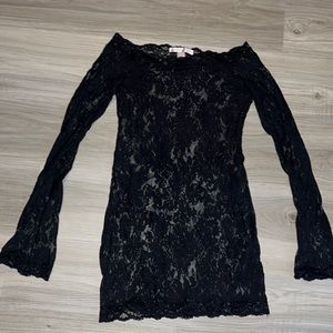 Must have rare Victoria’s Secret teddy off shoulder with hippie sleeves